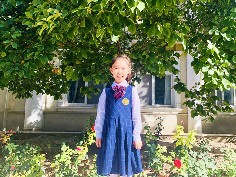 1 校服1.jpg